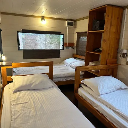 Cozyvan каравана под наем